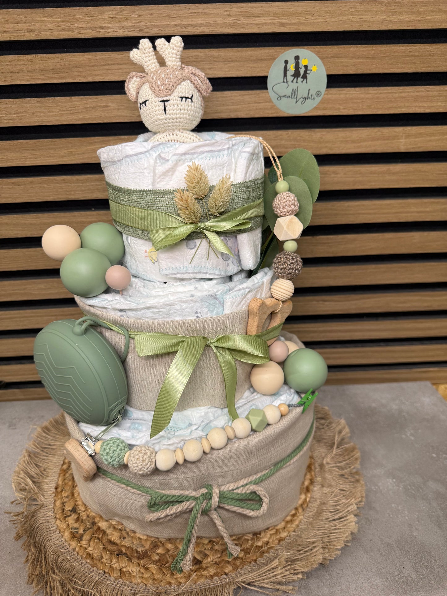 Windeltorte Neutral mit Namen & Tiermotiv – Handgemacht