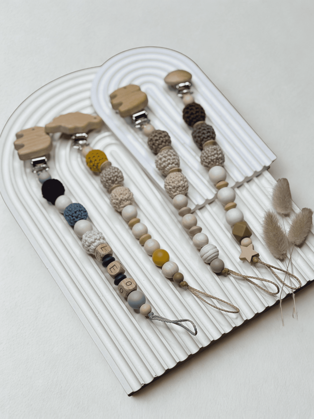 [Product Name] – Liebevoll handgemachtes Babygeschenk von Small Lights