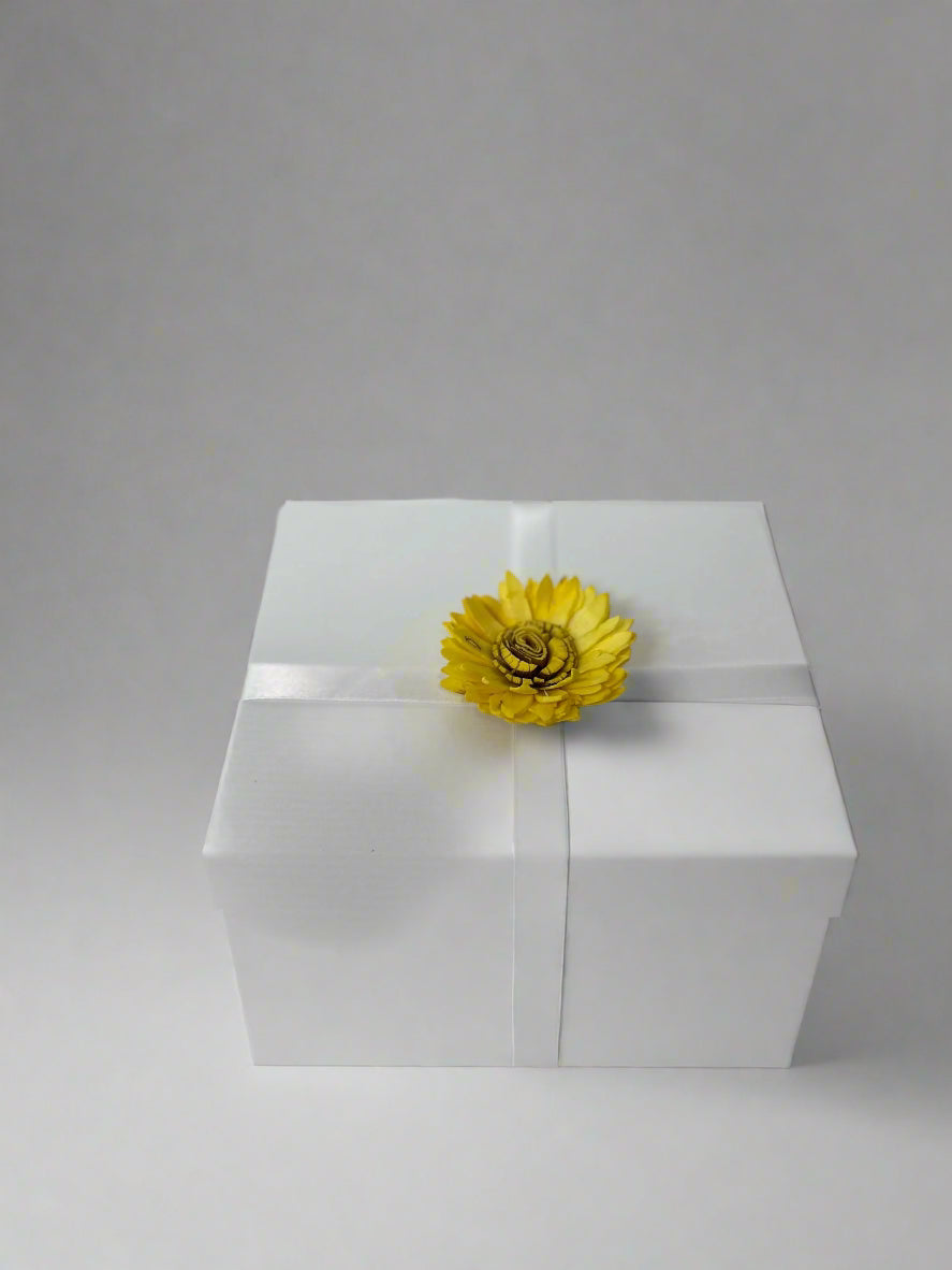 Babygeschenkbox mit Elefanten-Motiv – Naturmaterialien - Small Lights Shop