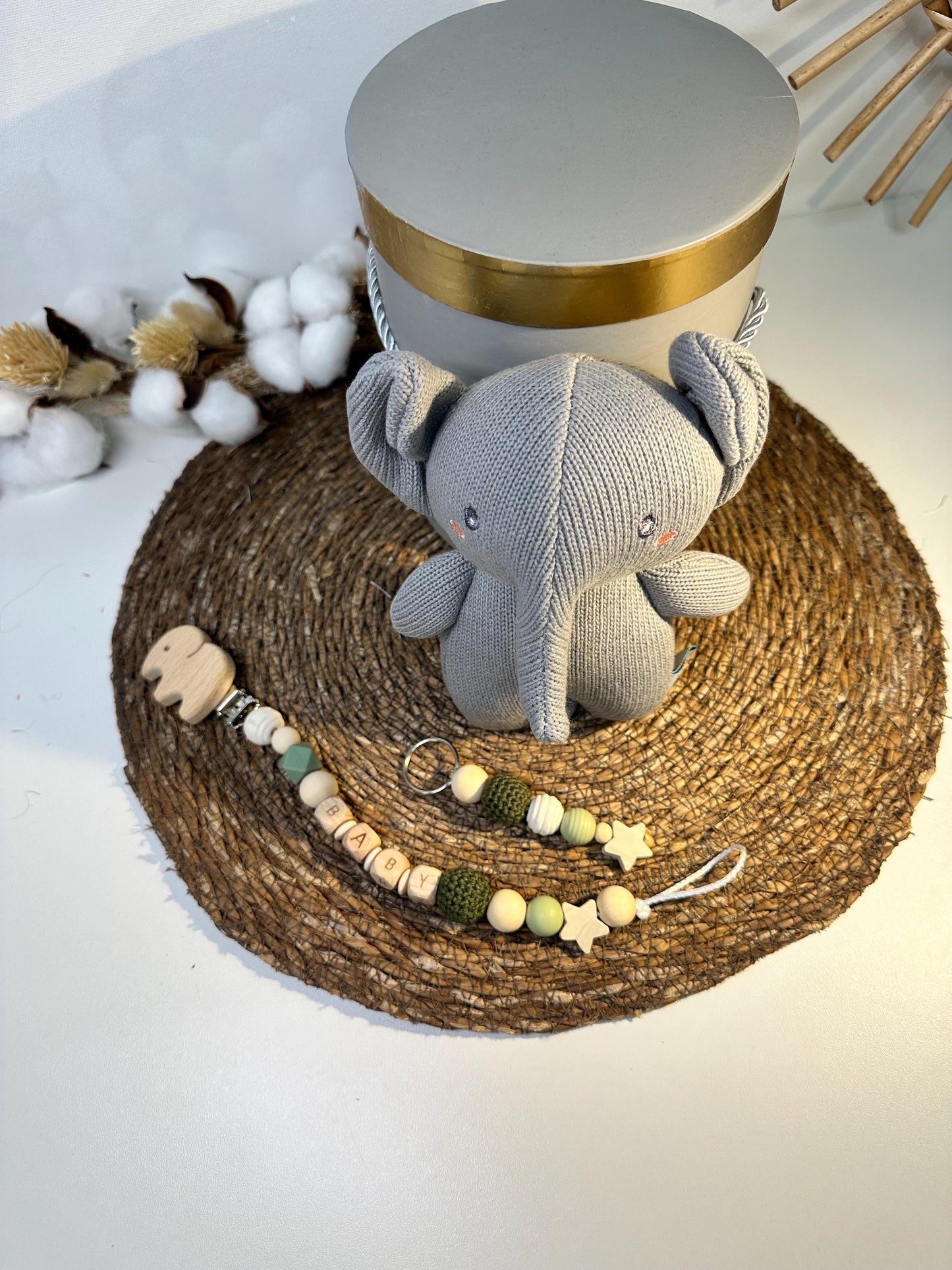 Baby Geschenkset Elefant, Babygeschenkbox mit Kuscheltier und Decke